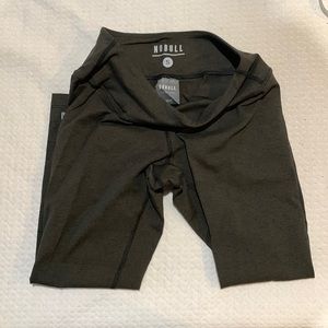 NOBULL crop leggings size Small